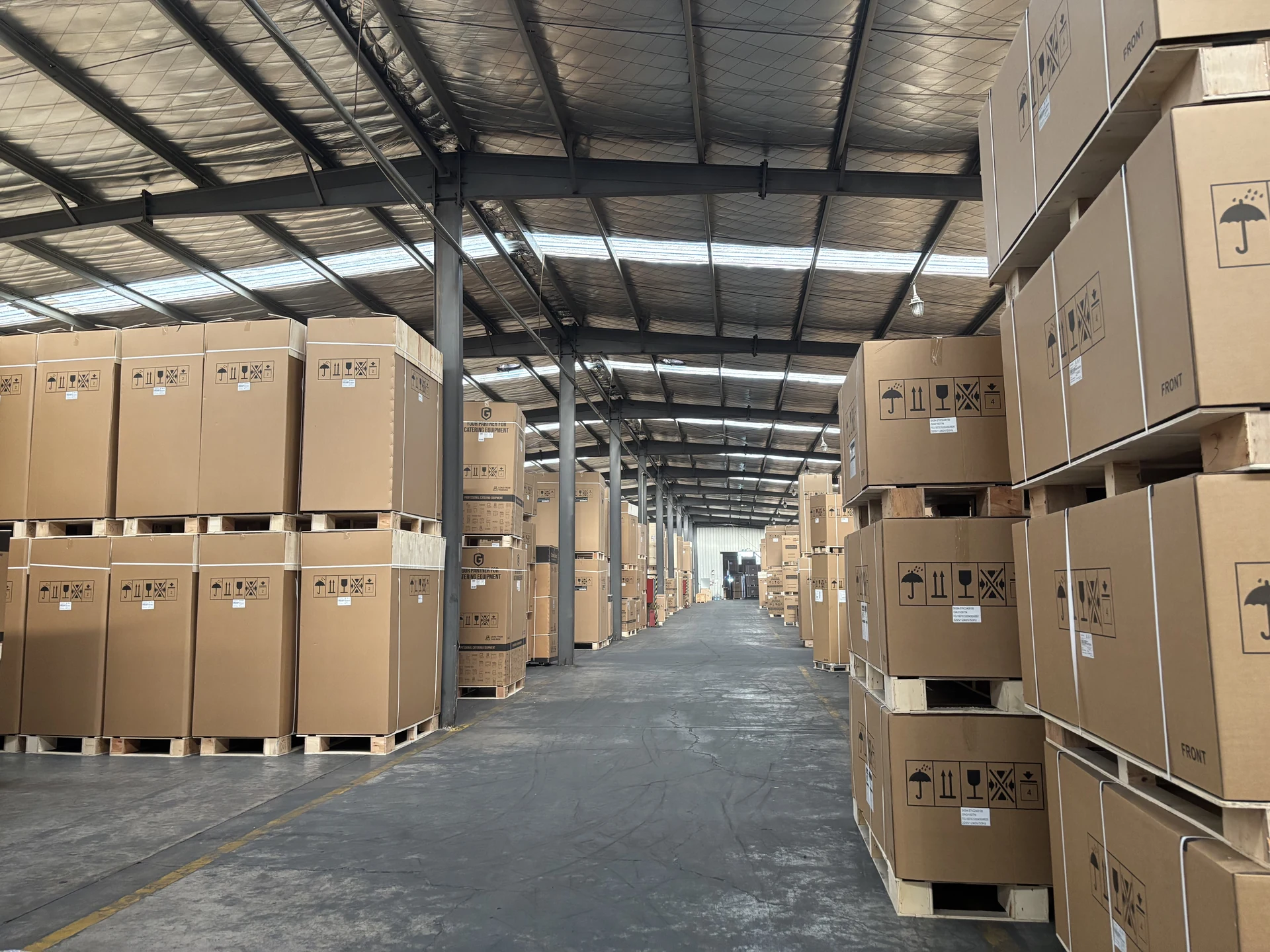 Soporte logístico para contenedores de 20 y 40 pies